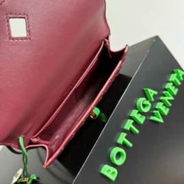 Picture of Bottega Veneta Handbags _SKUfw211834751fw